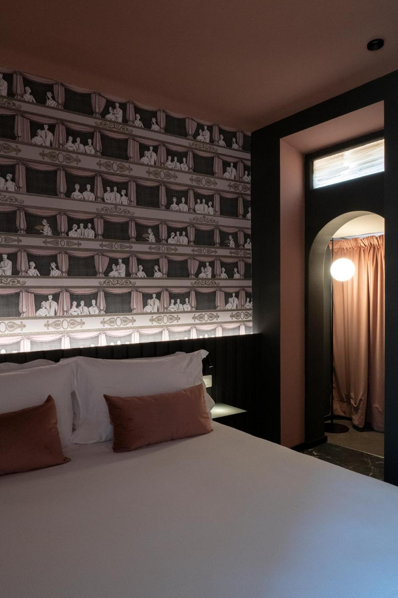Colonna Suite Del Corso Rzym Zewnętrze zdjęcie