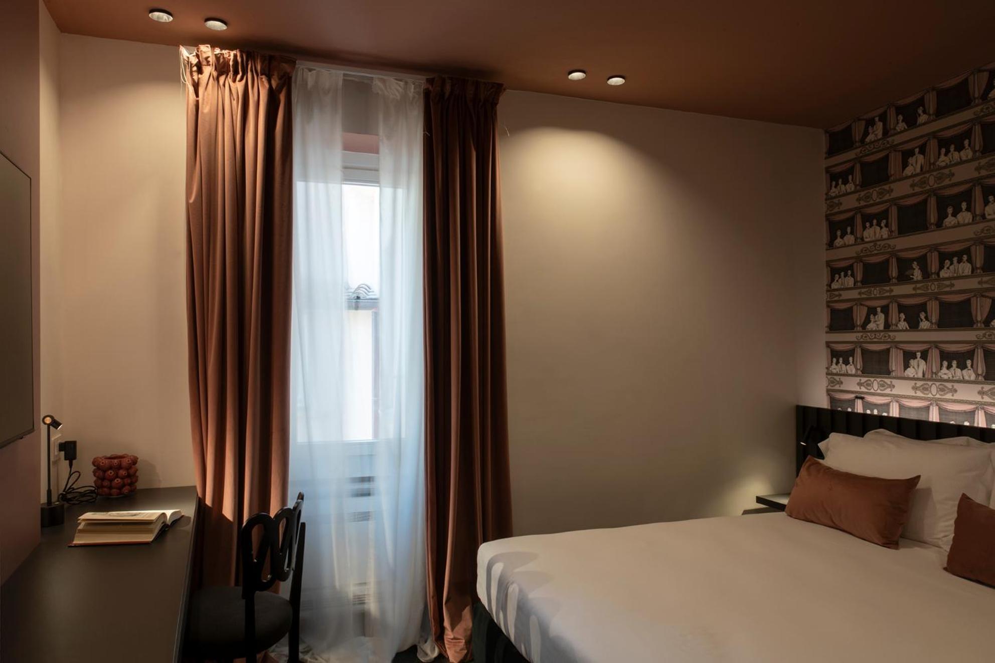Colonna Suite Del Corso Rzym Zewnętrze zdjęcie