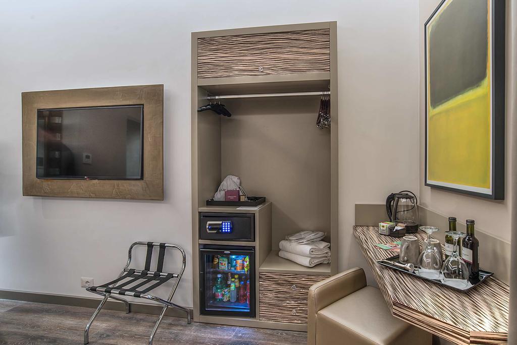 Colonna Suite Del Corso Rzym Zewnętrze zdjęcie