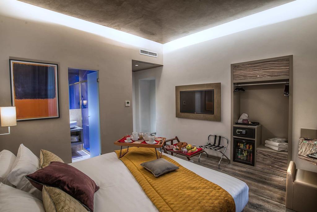 Colonna Suite Del Corso Rzym Zewnętrze zdjęcie