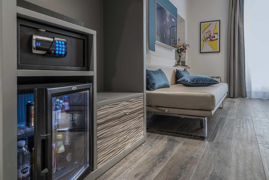 Colonna Suite Del Corso Rzym Zewnętrze zdjęcie