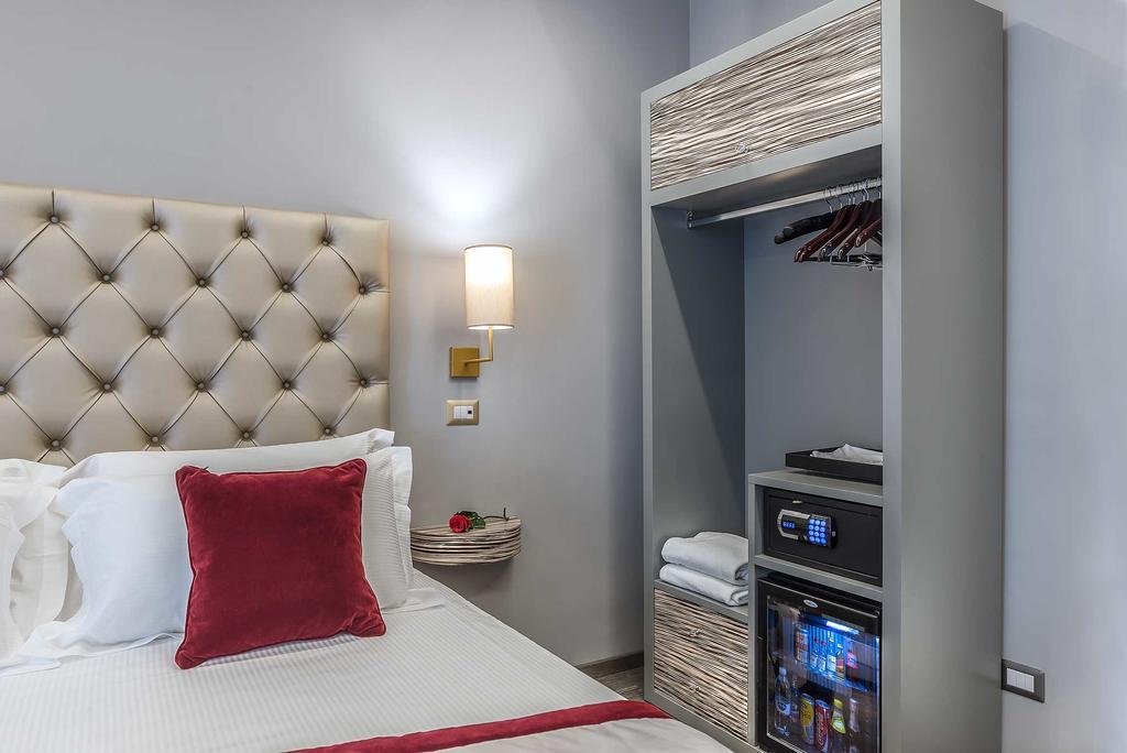 Colonna Suite Del Corso Rzym Zewnętrze zdjęcie