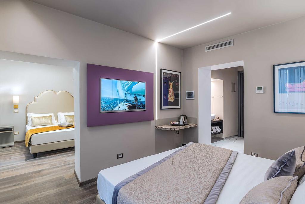 Colonna Suite Del Corso Rzym Zewnętrze zdjęcie